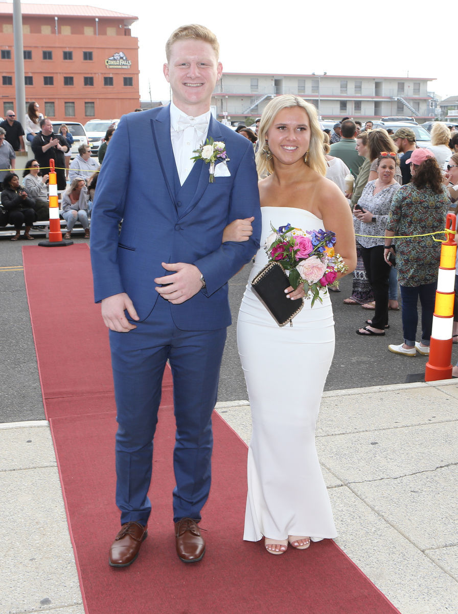 051819_gal_middletwp04.JPG